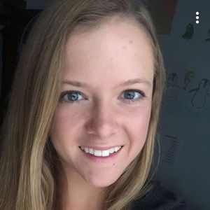 Meet your Posher, Jillian